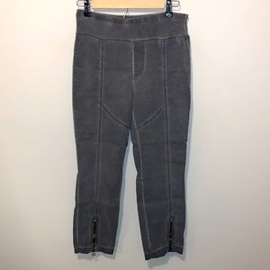 XCVI Cropped Gray Pants